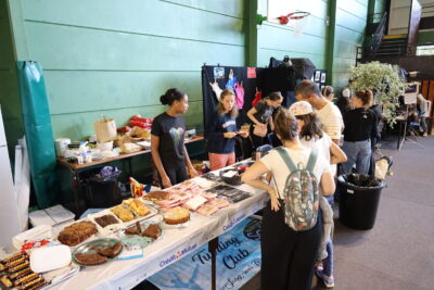 La restauration était assurée par l'association de Twirling Bâton - Agrandir l'image 7 sur 9, fenêtre modale