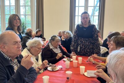 Mercredi 15 - L'Opera n'a plus aucun secret pour nos aînés après l'"Harmonie Gourmande" proposée à l'Orangerie du Val Ombreux - Agrandir l'image 4 sur 11, fenêtre modale