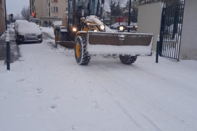 Agrandir l'image 9 sur 16, fenêtre modale