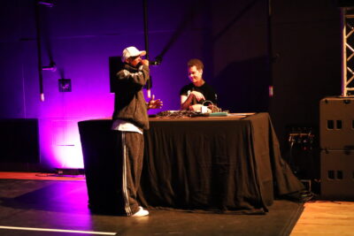 Agrandir l'image 3 sur 84, fenêtre modale