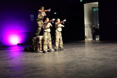 Agrandir l'image 19 sur 84, fenêtre modale