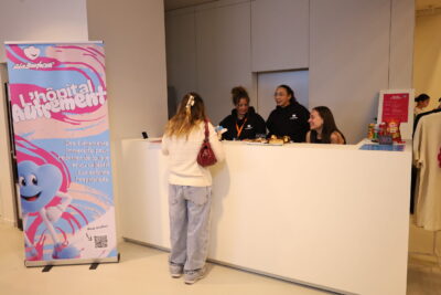 Agrandir l'image 40 sur 84, fenêtre modale