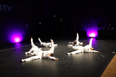 Agrandir l'image 60 sur 84, fenêtre modale