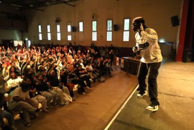 Agrandir l'image 1 sur 12, fenêtre modale